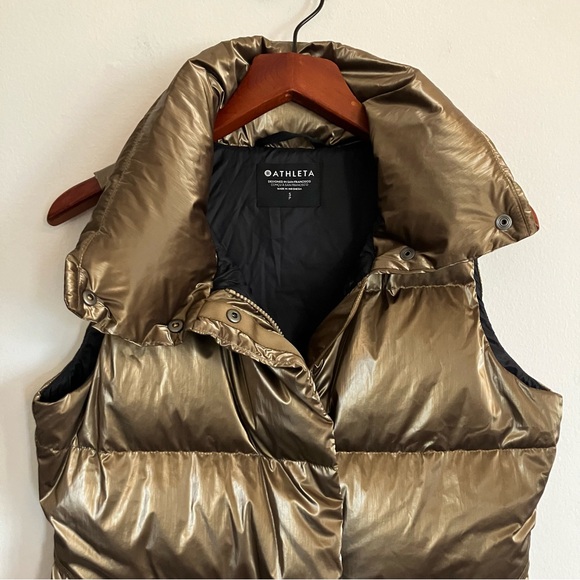 Athleta Downtown Gold Bronze Metallic Down Puffer Vest - Size Small - Like NEW! - Picture 9 of 13
